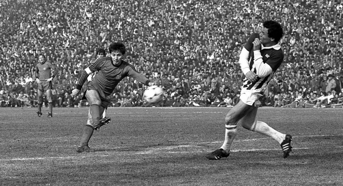 Povestea cuplajului care a dus Steaua la Sevilla