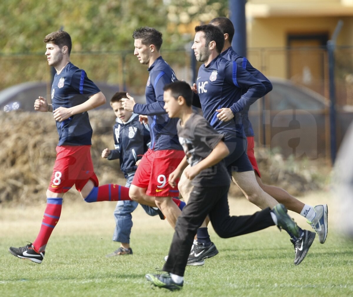FOTO Steaua a învins Sportul cu 4-1 într-un amical disputat la Ploieşti