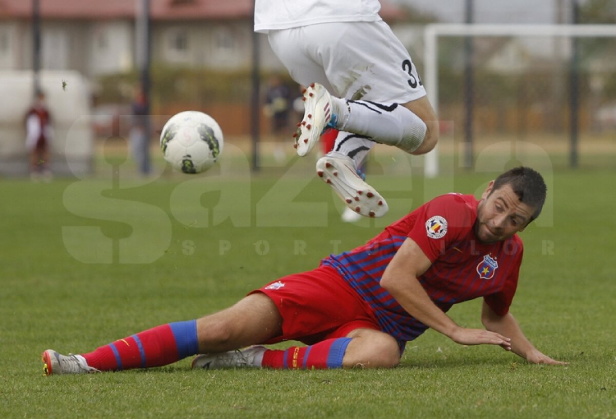 FOTO Steaua a învins Sportul cu 4-1 într-un amical disputat la Ploieşti