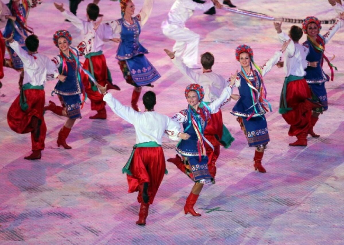 GALERIE FOTO Waka-Waka la redeschiderea stadionului care va găzdui finala Euro 2012