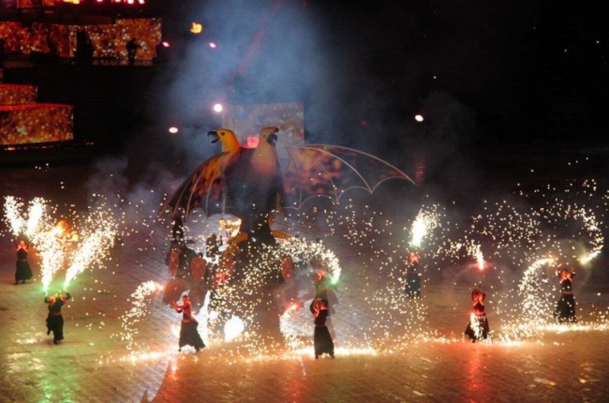 GALERIE FOTO Waka-Waka la redeschiderea stadionului care va găzdui finala Euro 2012