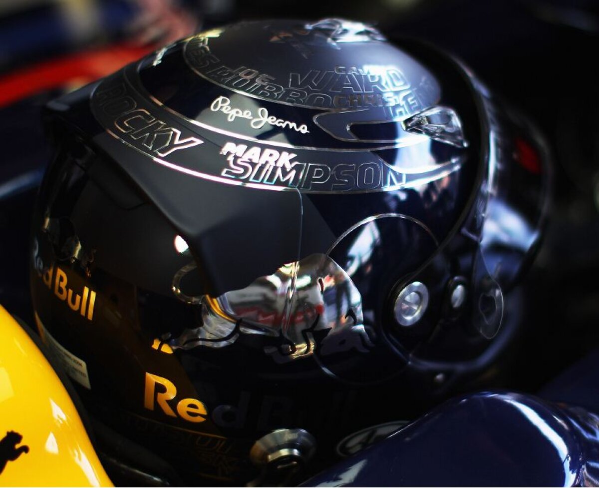 FOTO Ce pasiune ciudată are Vettel! Campionul F1 foloseşte cîte o cască diferită la fiecare cursă