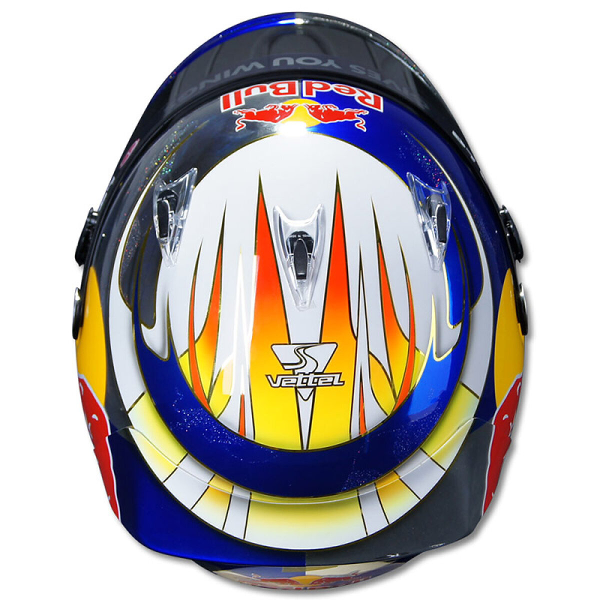 FOTO Ce pasiune ciudată are Vettel! Campionul F1 foloseşte cîte o cască diferită la fiecare cursă