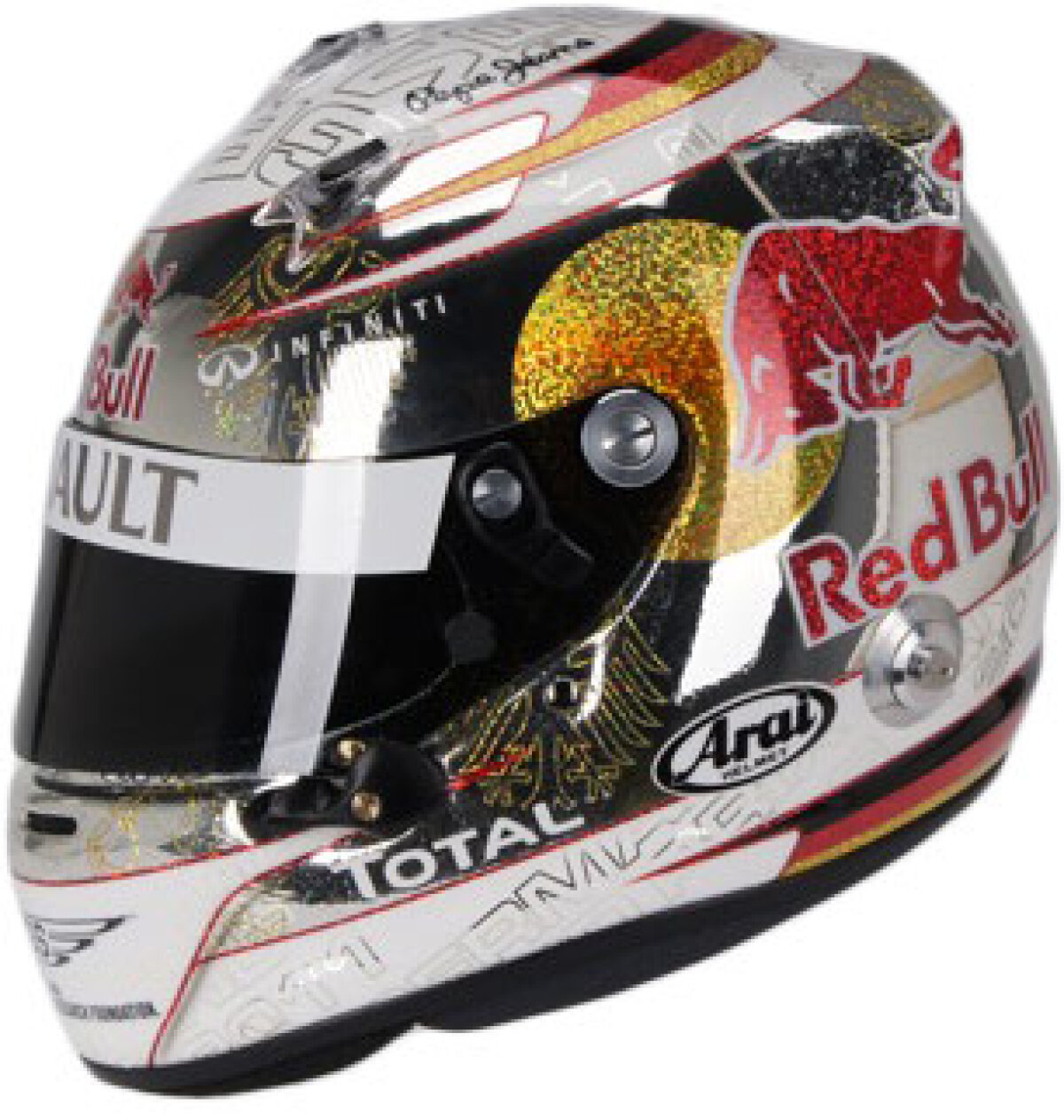 FOTO Ce pasiune ciudată are Vettel! Campionul F1 foloseşte cîte o cască diferită la fiecare cursă