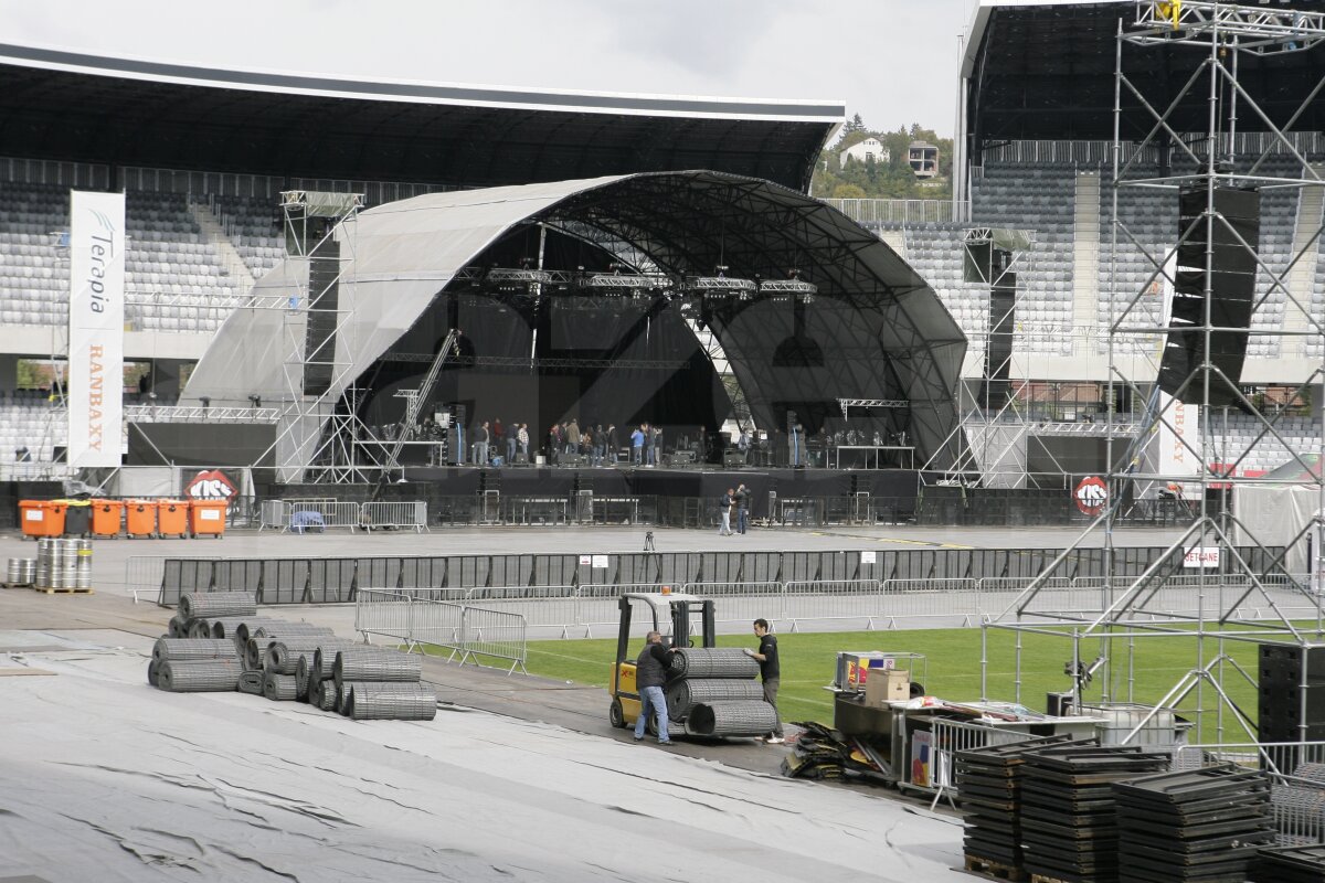 Iarbă bună ;) » Cluj Arena a rezistat la concertul Scorpions şi gazonul va fi perfect la meciul cu Kuban