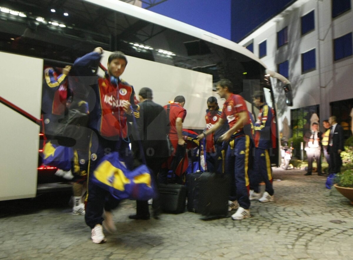 FOTO "Tricolorii" au ajuns în Albania