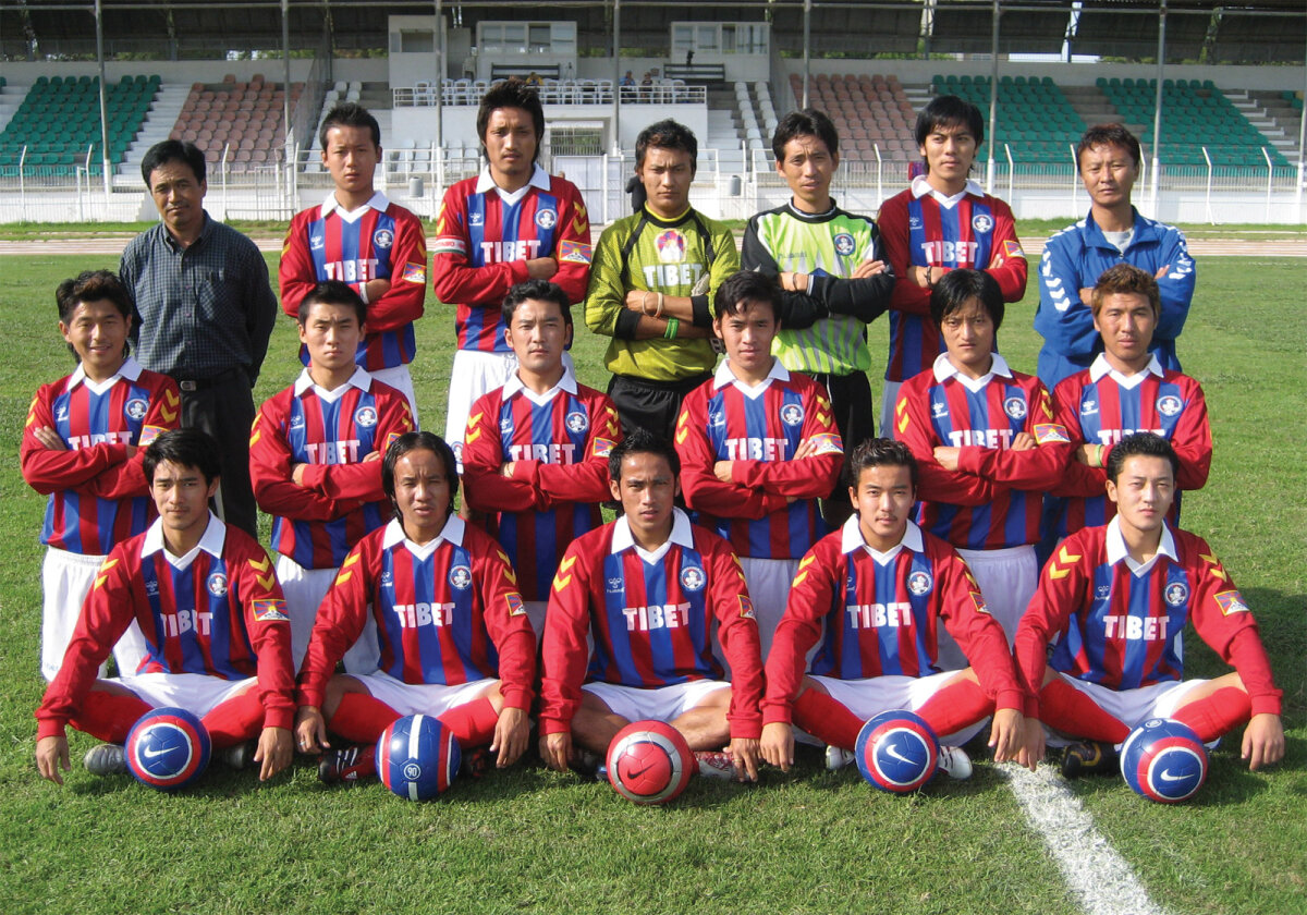 Am găsit alternativele » De cînd turneele finale sunt tabu, putem juca la FIFI Wild Cup ;)