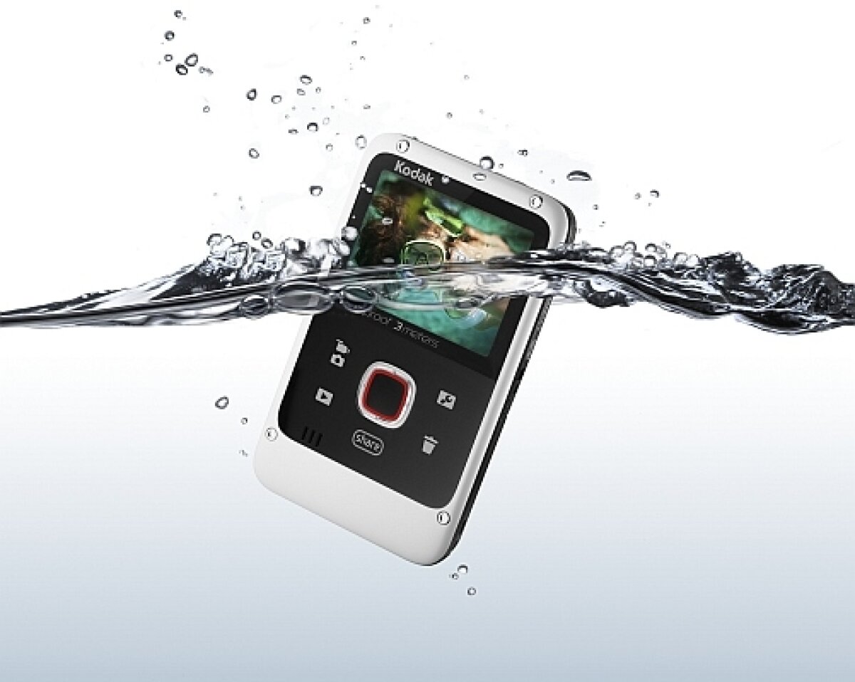 Kodak Playfull, cameră video waterproof şi drop-proof de mărimea unui card