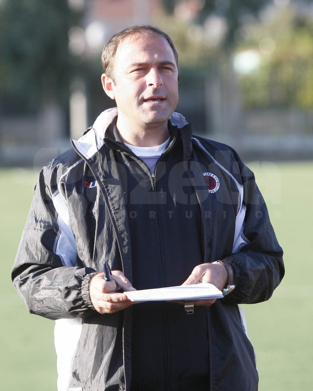 Duro, fostul gladiator cu plete din Ghencea a început să chelească :)  "Mi-e dor de Steaua şi acum"