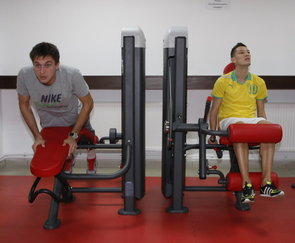 FOTO Ilie Stan vrea forţă » 4 stelişti "au tras de fiare" pentru a reintra rapid în programul echipei ;)