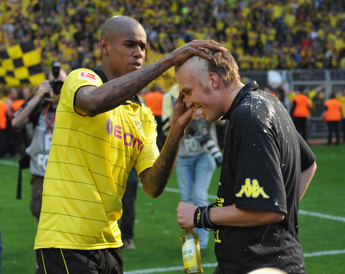 GALERIE FOTO Pancu: "Sărim cu patronul în lac, dacă luăm titlu" » Vezi alte celebrări spectaculoase