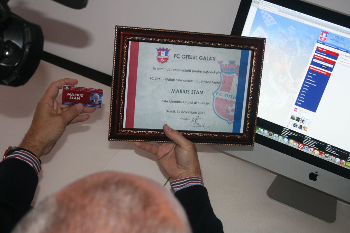 Oţelul calcă pe urmele Barcelonei. Marius Stan e primul "socio"