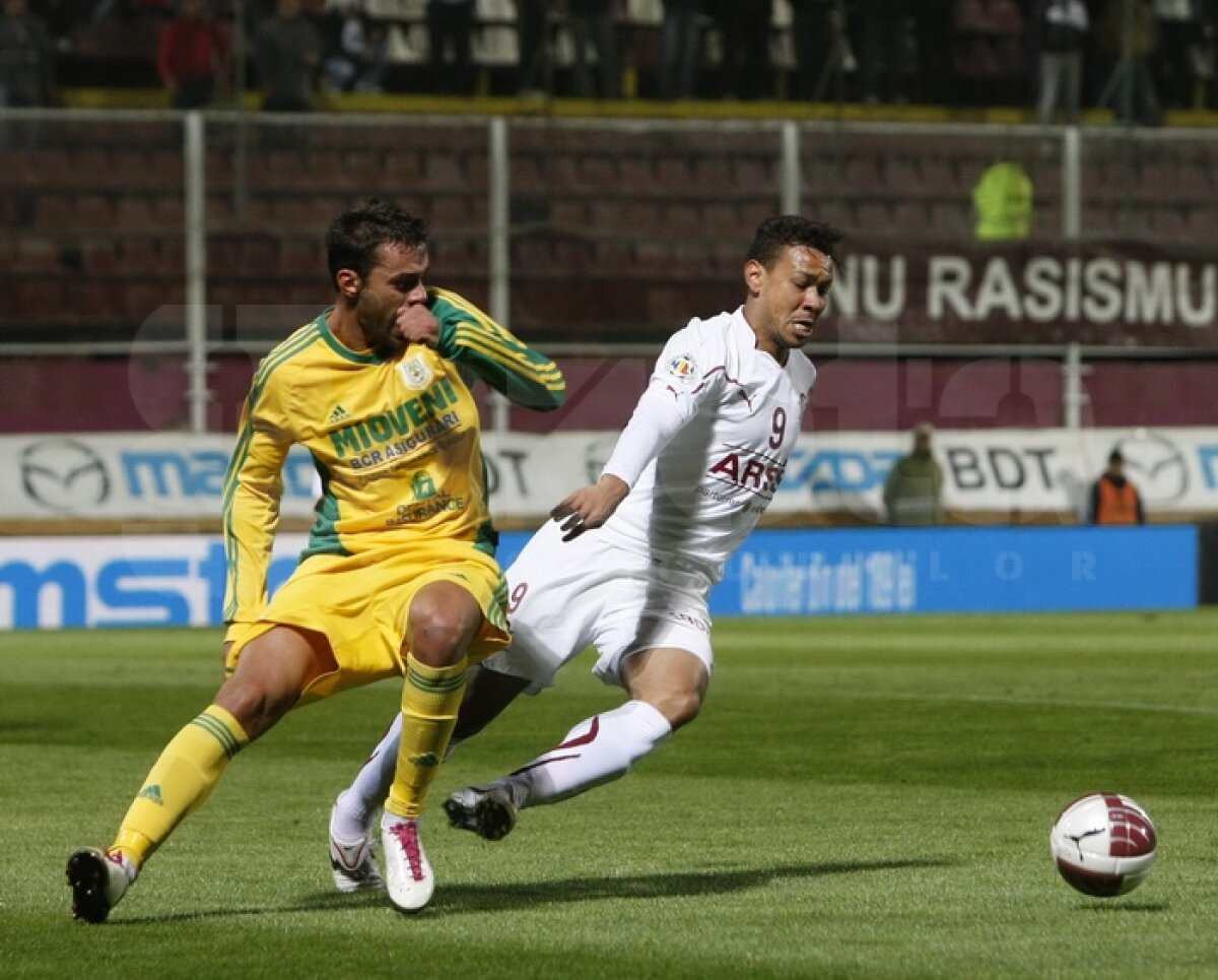 Giuleştenii s-au distrat cu noua echipă a lui Stoichiţă » Rapid - CS Mioveni 4-0