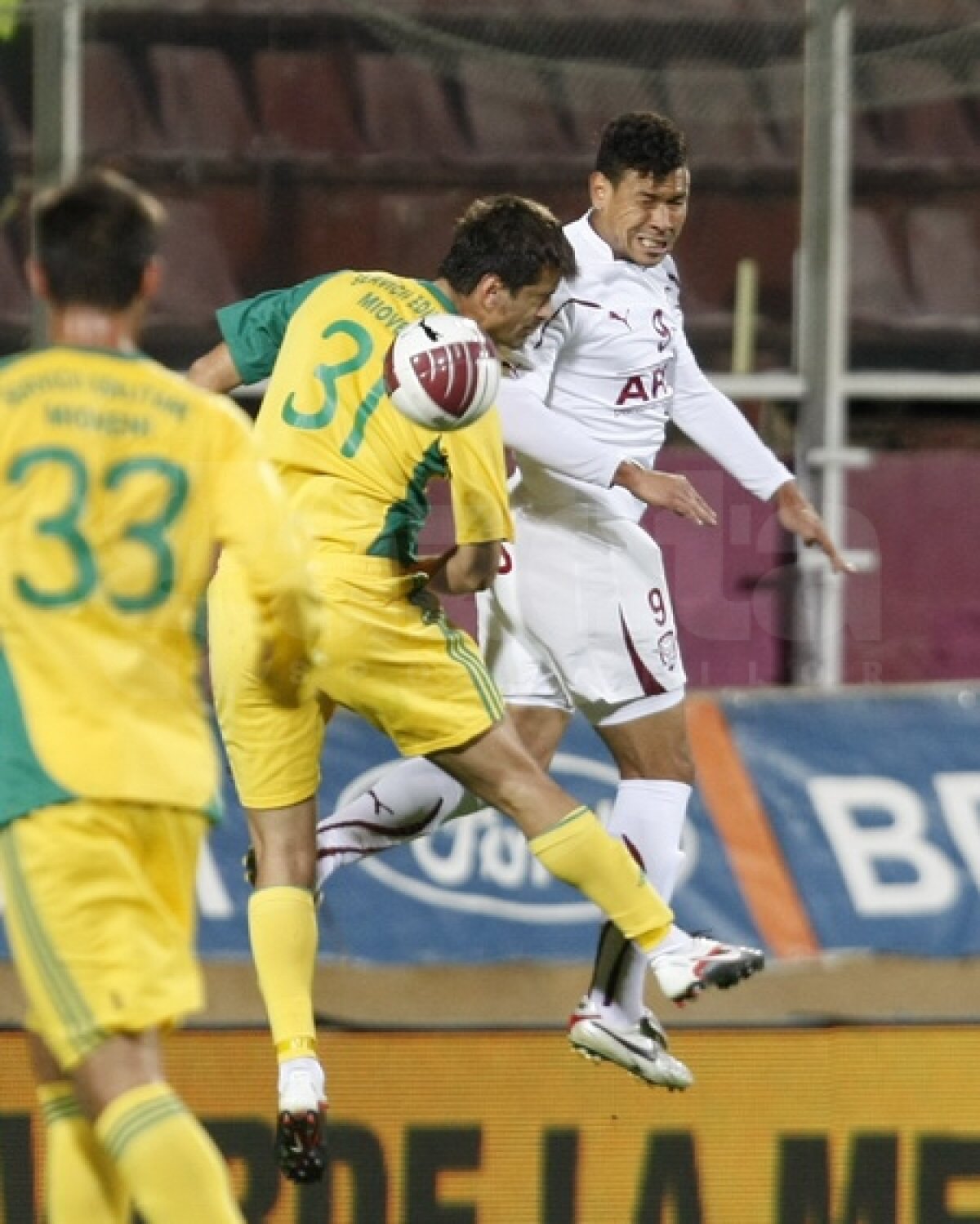 Giuleştenii s-au distrat cu noua echipă a lui Stoichiţă » Rapid - CS Mioveni 4-0