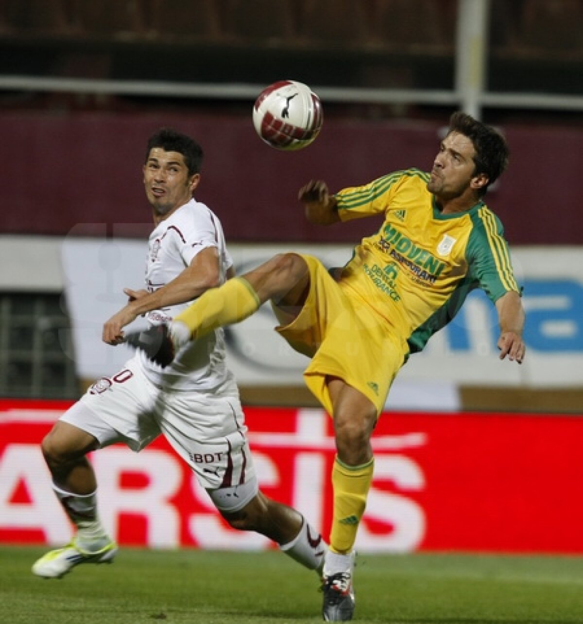 Giuleştenii s-au distrat cu noua echipă a lui Stoichiţă » Rapid - CS Mioveni 4-0