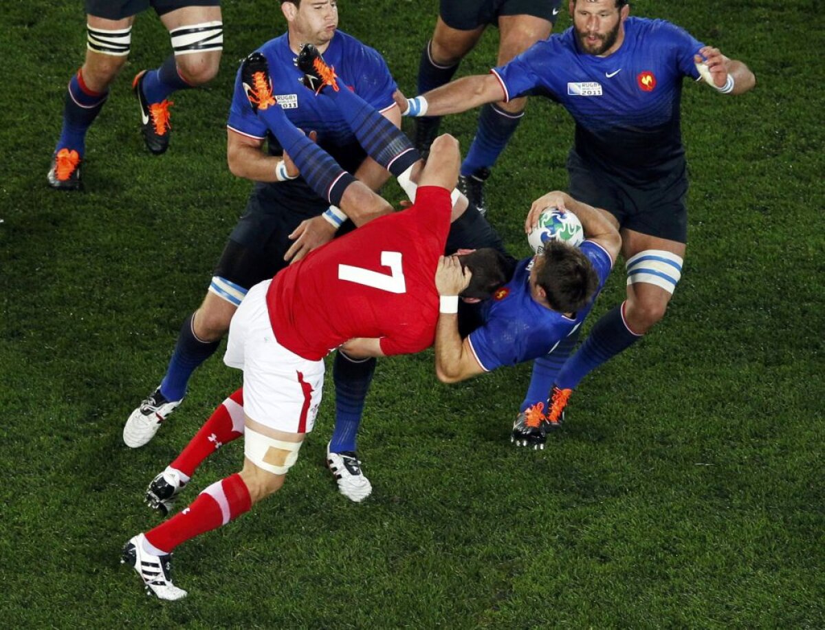 Noua Zeelandă învinge Australia cu 20-6 şi va juca finala CM de Rugby cu Franţa!