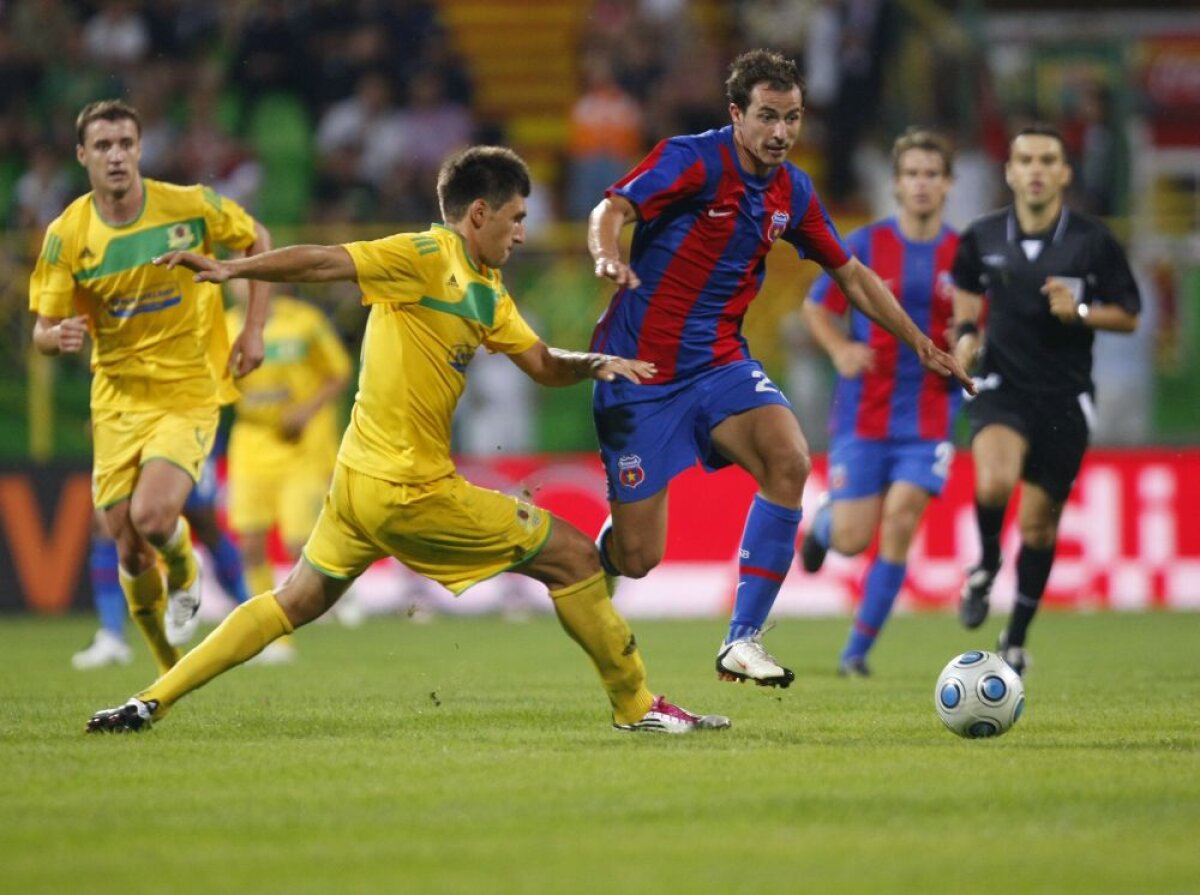 Steliştii au schimbat 8 jucători faţă de ultimul meci cu Vaslui!