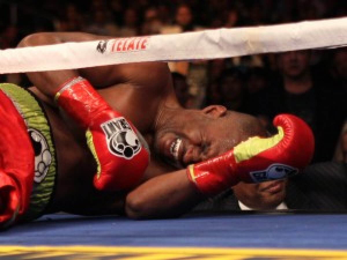 liveTEXT Final controversat » Hopkins a pierdut titlul mondial în faţa lui Dawson