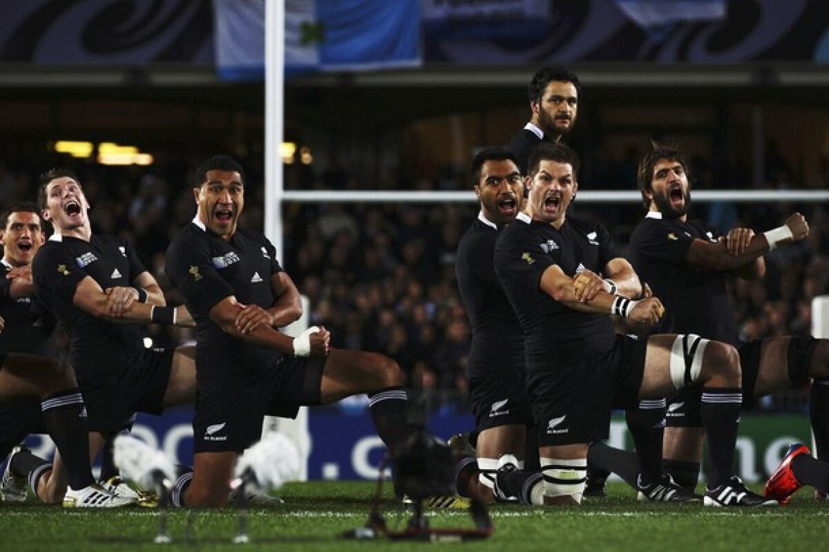 Noua Zeelandă învinge Australia cu 20-6 şi va juca finala CM de Rugby cu Franţa!