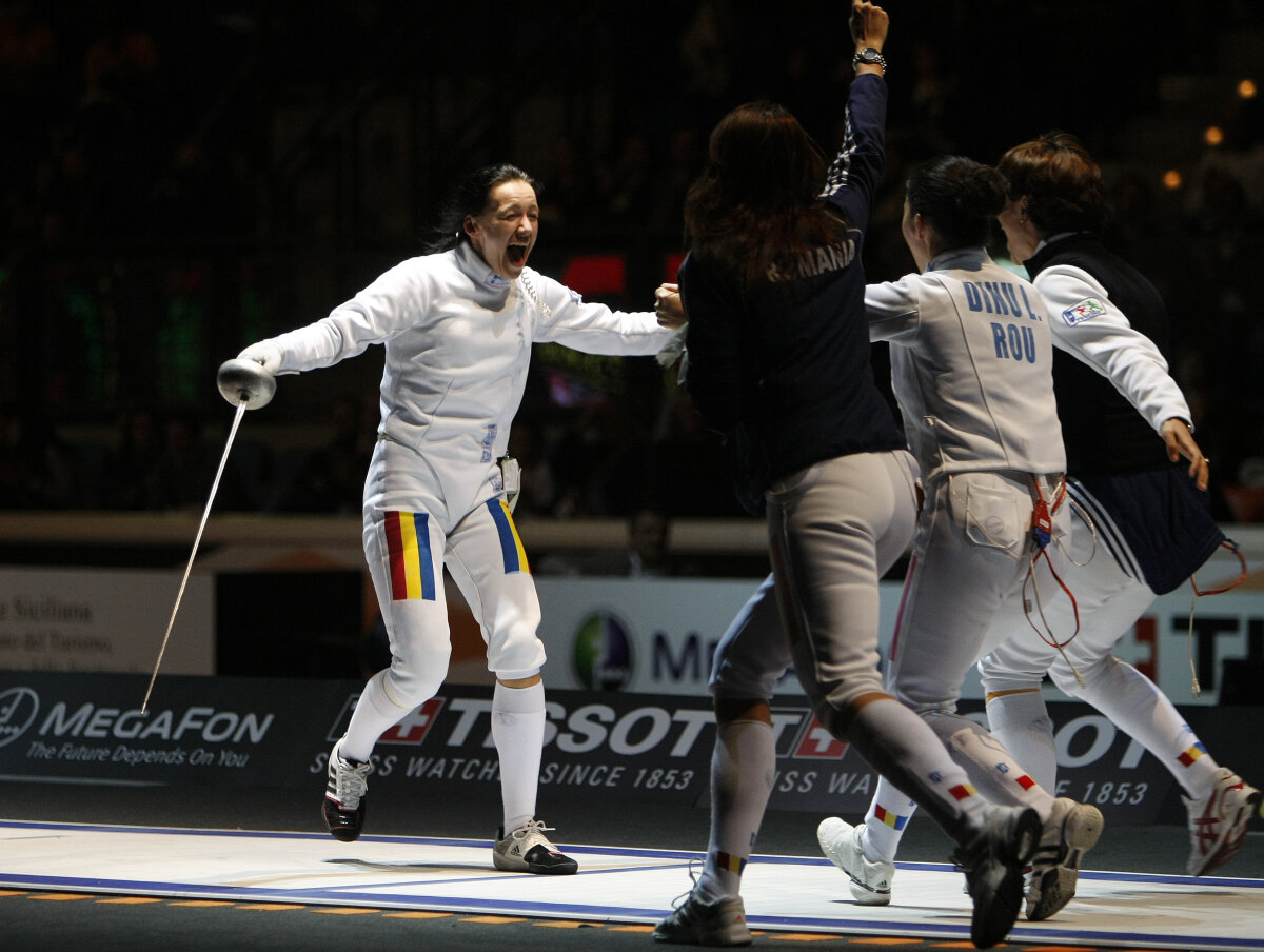 Echipa feminină de spadă e din nou campioană mondială