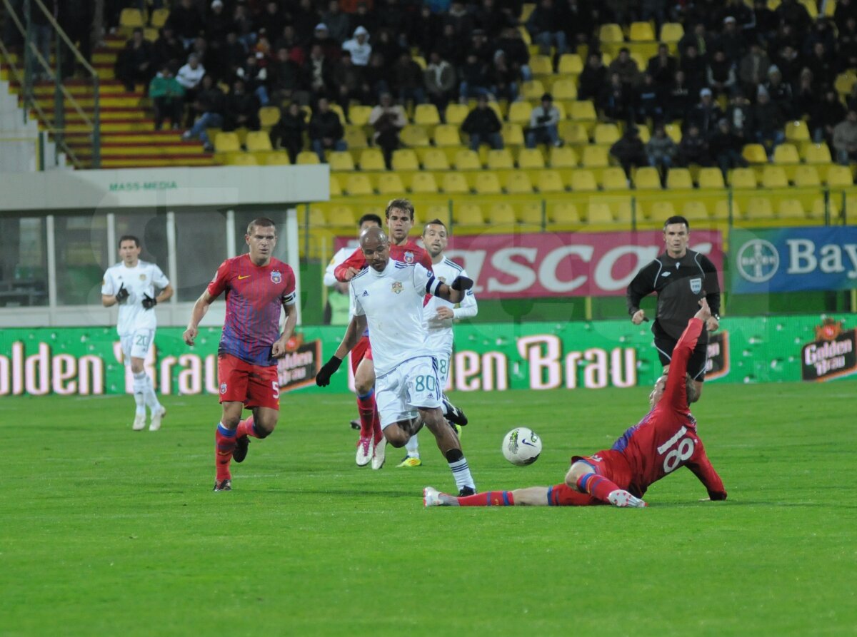 FOTO FC Vaslui - Steaua  0-0