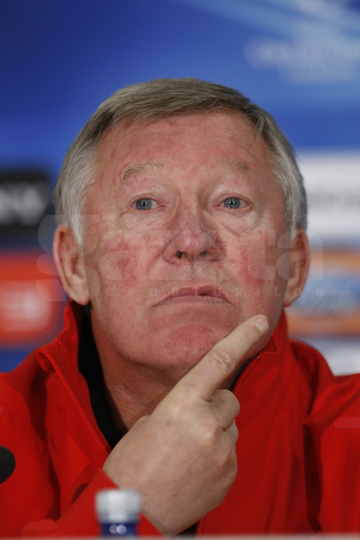 ﻿FOTO Manchester s-a antrenat pe o ploaie torenţială » Le-am băgat frigul în oase