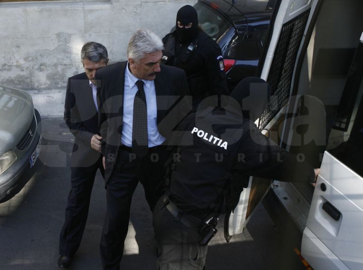 FOTO EXCLUSIV » Justiţia a decis: Avram şi Ţerbea rămîn în arest încă 60 de zile