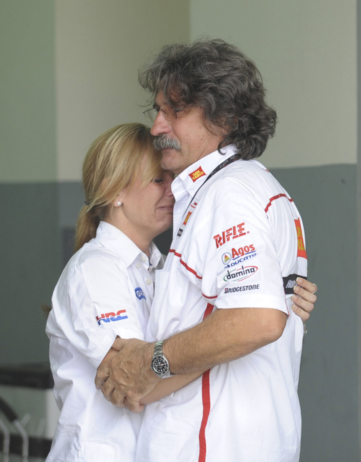 Tragedie în MotoGP: Marco Simoncelli a murit în timpul cursei din Malaezia » Ciao, Super Sic