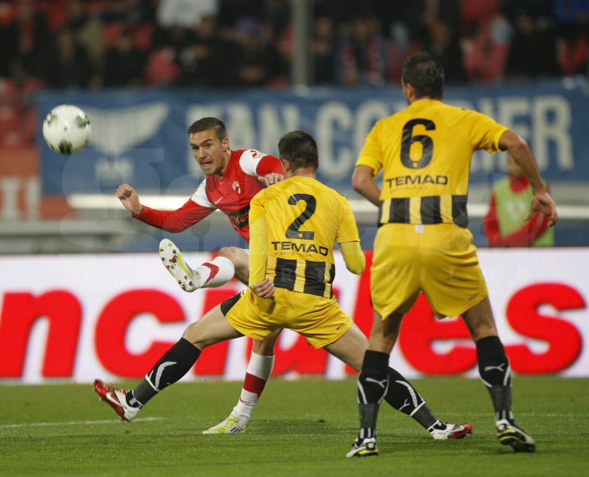 FOTO Braşovul o încurcă pe Dinamo acasă, 0-0