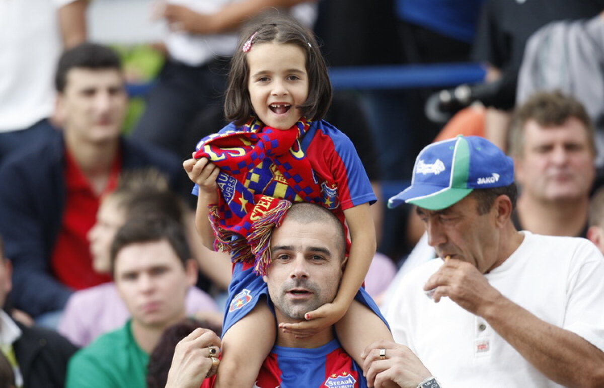 INCREDIBIL! Jandarmeria s-a răzgîndit: "Am decis ca pînă la urmă să intre cu fulare şi steliştii, şi rapidiştii, chiar dacă vor sta unii lîngă alţii!"