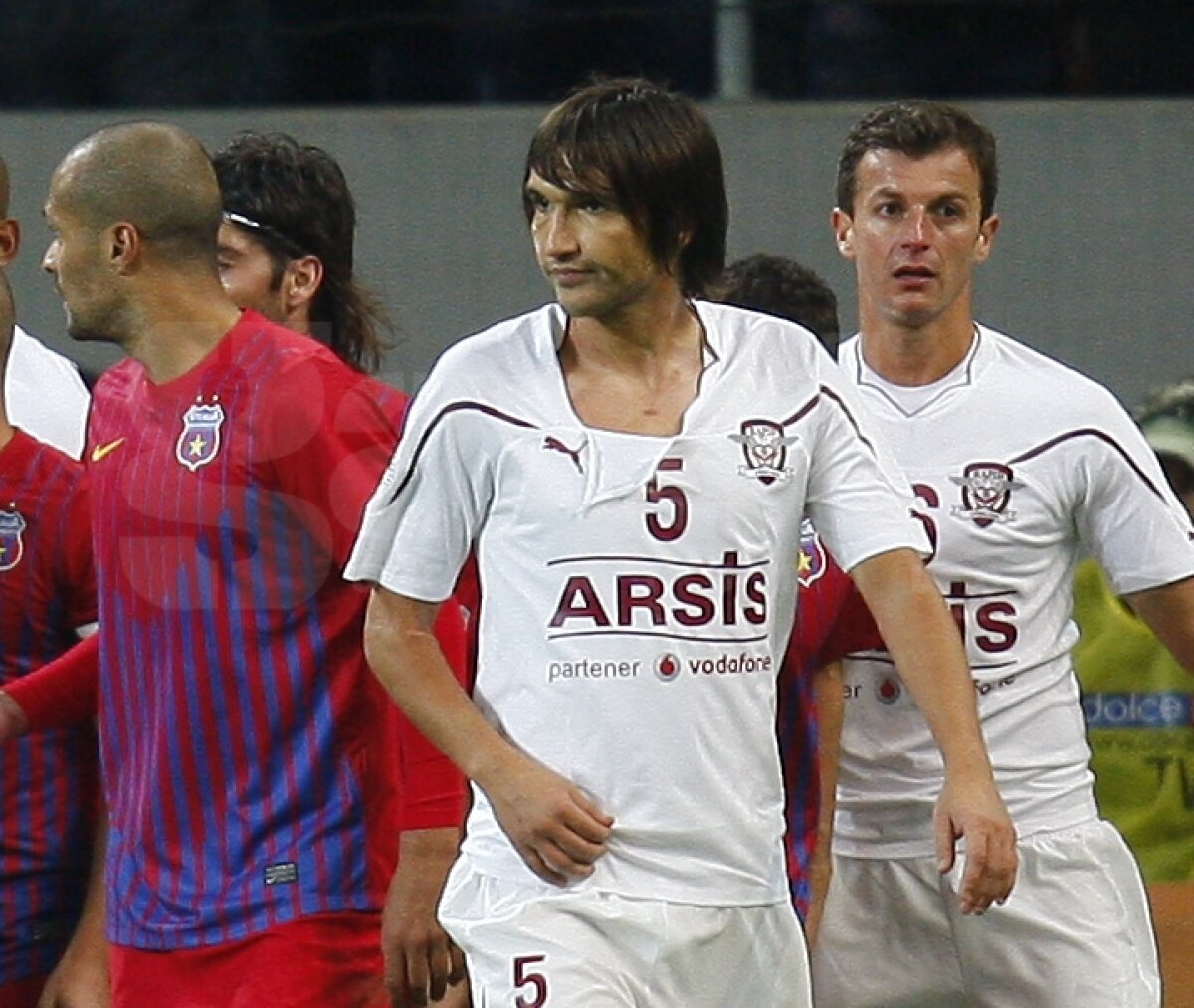 FOTO Bătaie generală la Steaua - Rapid. Prepeliţă şi Alexa au fost eliminaţi!