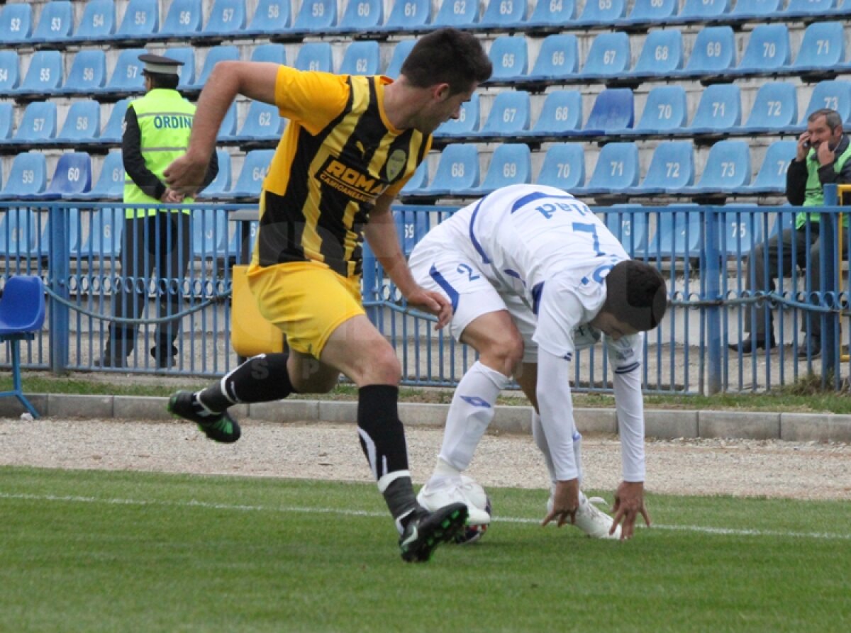 VIDEO Gaz Metan, Oţelul, Pandurii şi Dinamo sînt în "sferturile" Cupei. Vezi meciurile de azi!