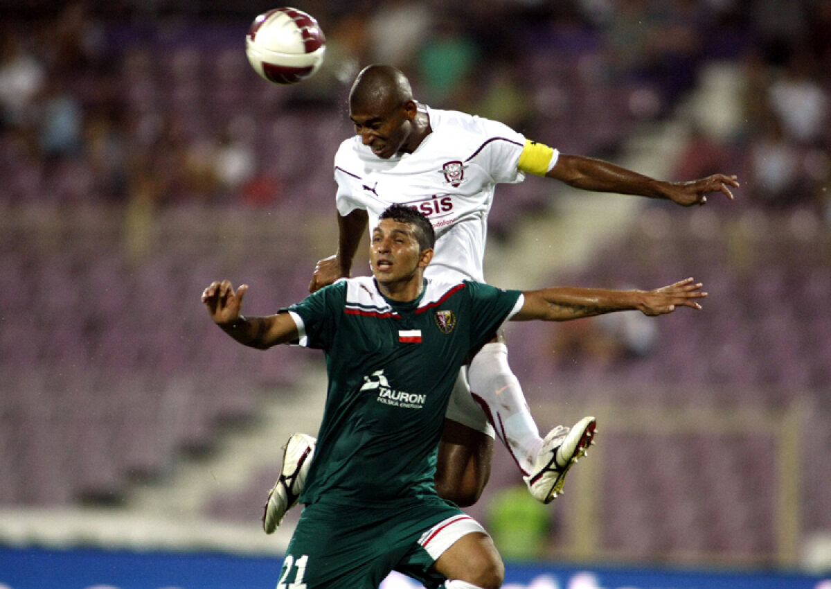 Prime la reducere ;) Rapidiştii au primit doar jumătate din banii promişi de Copos