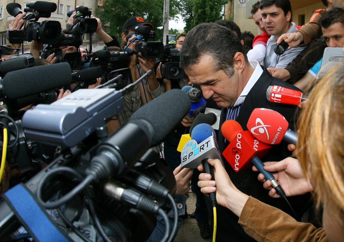 Tătăruşanu s-a săturat de Becali! "Ce proşti sînt toţi de se uită în gura lui Gigi!"