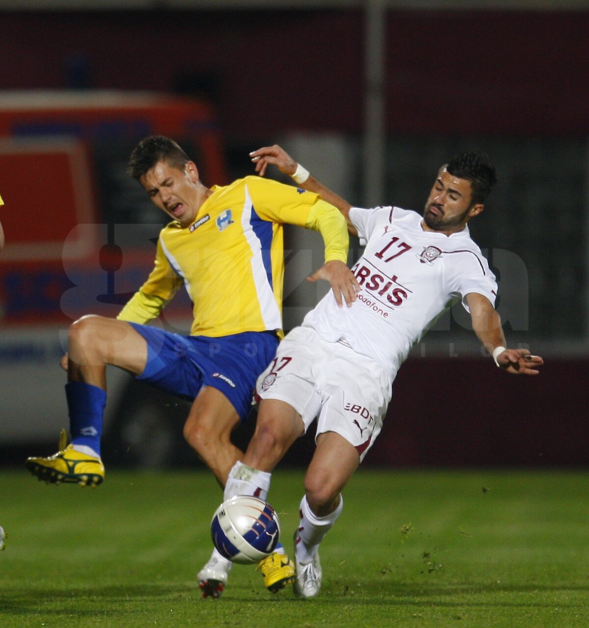 FOTO Rapid se califică în "sferturi" după 5-0 în faţa Otopeniului