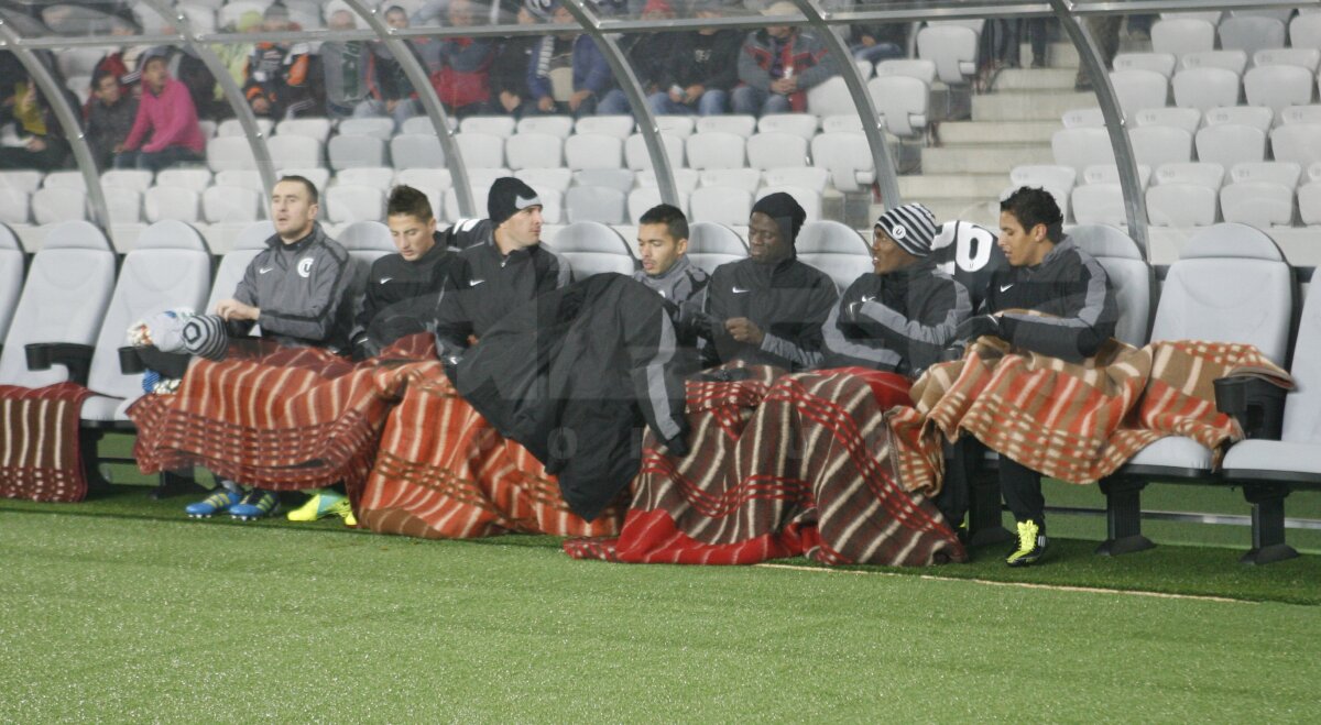 FOTO Cronica de la U Cluj - Dinamo 0-0:  "Fraţi de sînge"