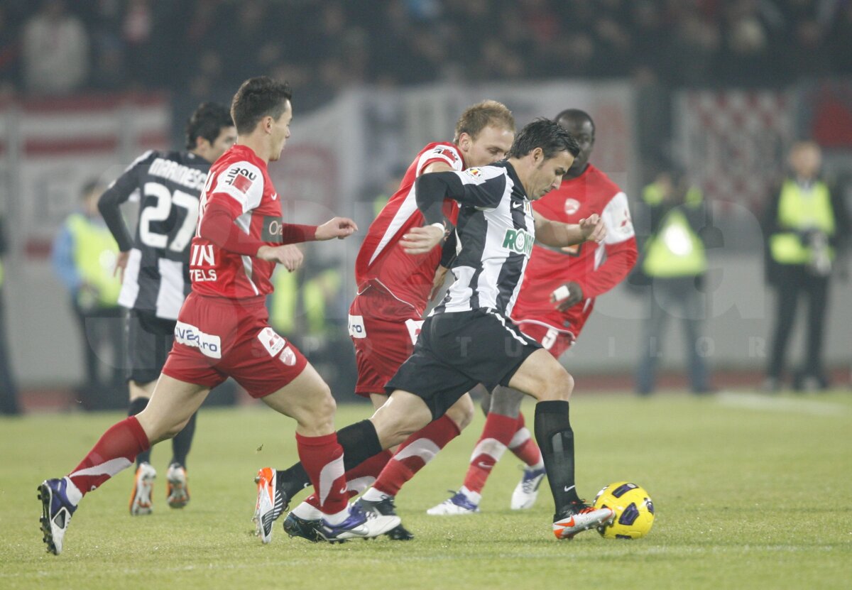 FOTO Cronica de la U Cluj - Dinamo 0-0:  "Fraţi de sînge"