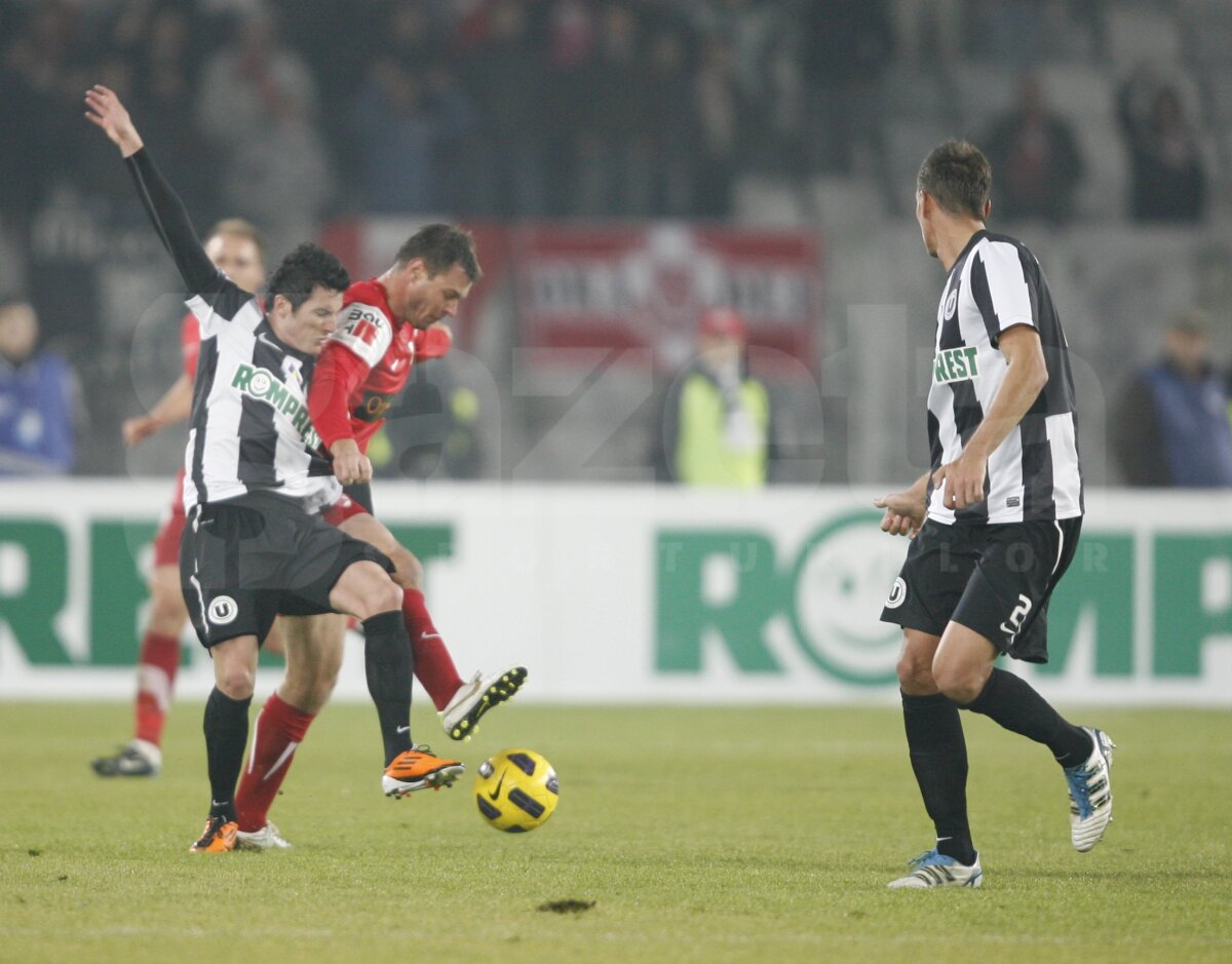 FOTO Cronica de la U Cluj - Dinamo 0-0:  "Fraţi de sînge"