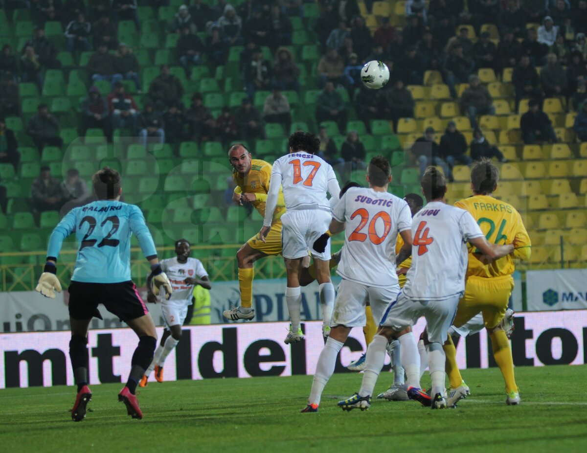 Senzaţionalul Wesley: hattrick în 11 minute la Vaslui - Tg Mureş 4-0