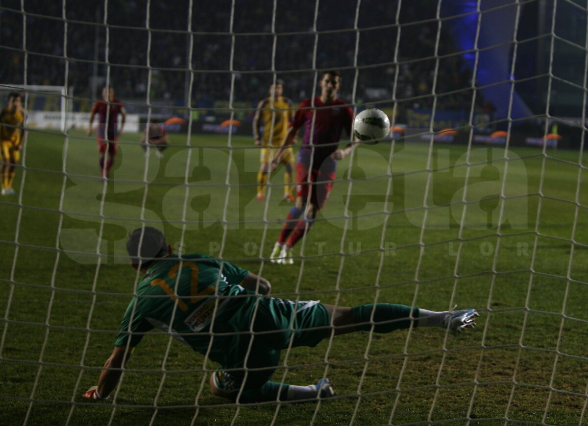 Partida a fost suspendată! Gigi Becali vrea 3-0! A înnebunit la vestiare de nervi!