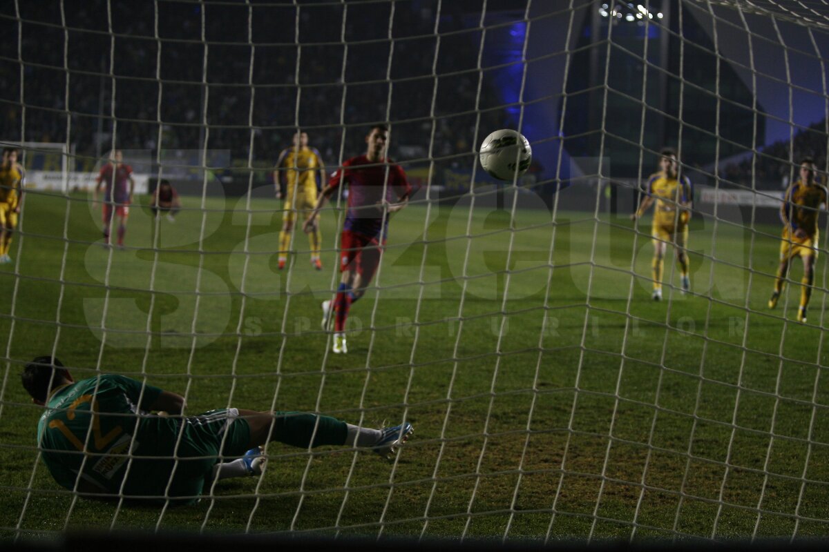 Partida a fost suspendată! Gigi Becali vrea 3-0! A înnebunit la vestiare de nervi!