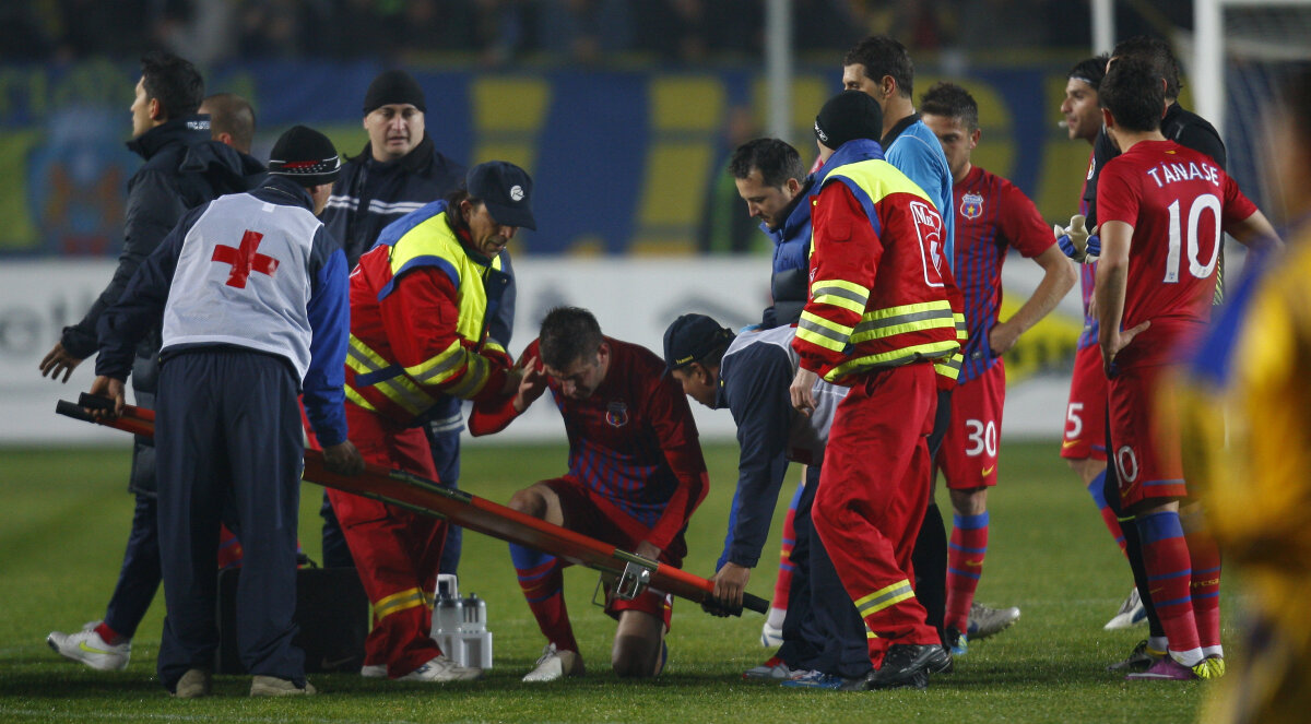 Cronica unui meci tragic Petrolul - Steaua 0-2, suspendat în minutul 45 » Marea irascibilitate