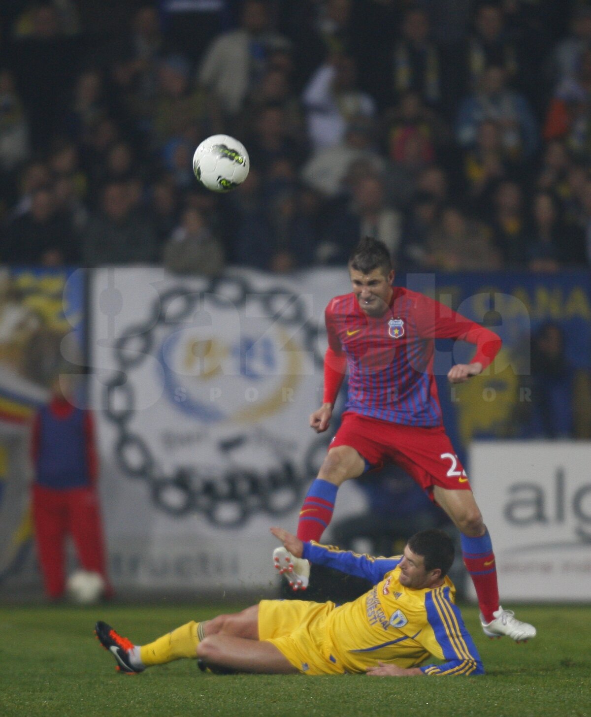 Cronica unui meci tragic Petrolul - Steaua 0-2, suspendat în minutul 45 » Marea irascibilitate