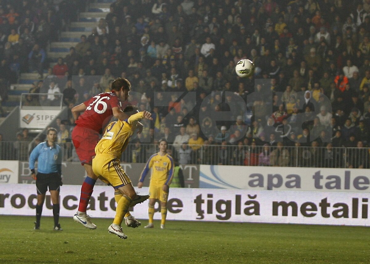 Cronica unui meci tragic Petrolul - Steaua 0-2, suspendat în minutul 45 » Marea irascibilitate