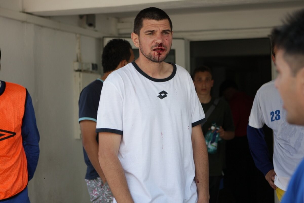 În 2010, Cosmin Paşcovici a primit "perversa" de la şeful galeriei Farului. "Martinovici a făcut bine că a intervenit, putea ieşi mai rău!"