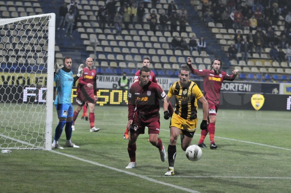 CFR s-a apropiat la 1 punct de Dinamo » FC Braşov - CFR Cluj 1-2