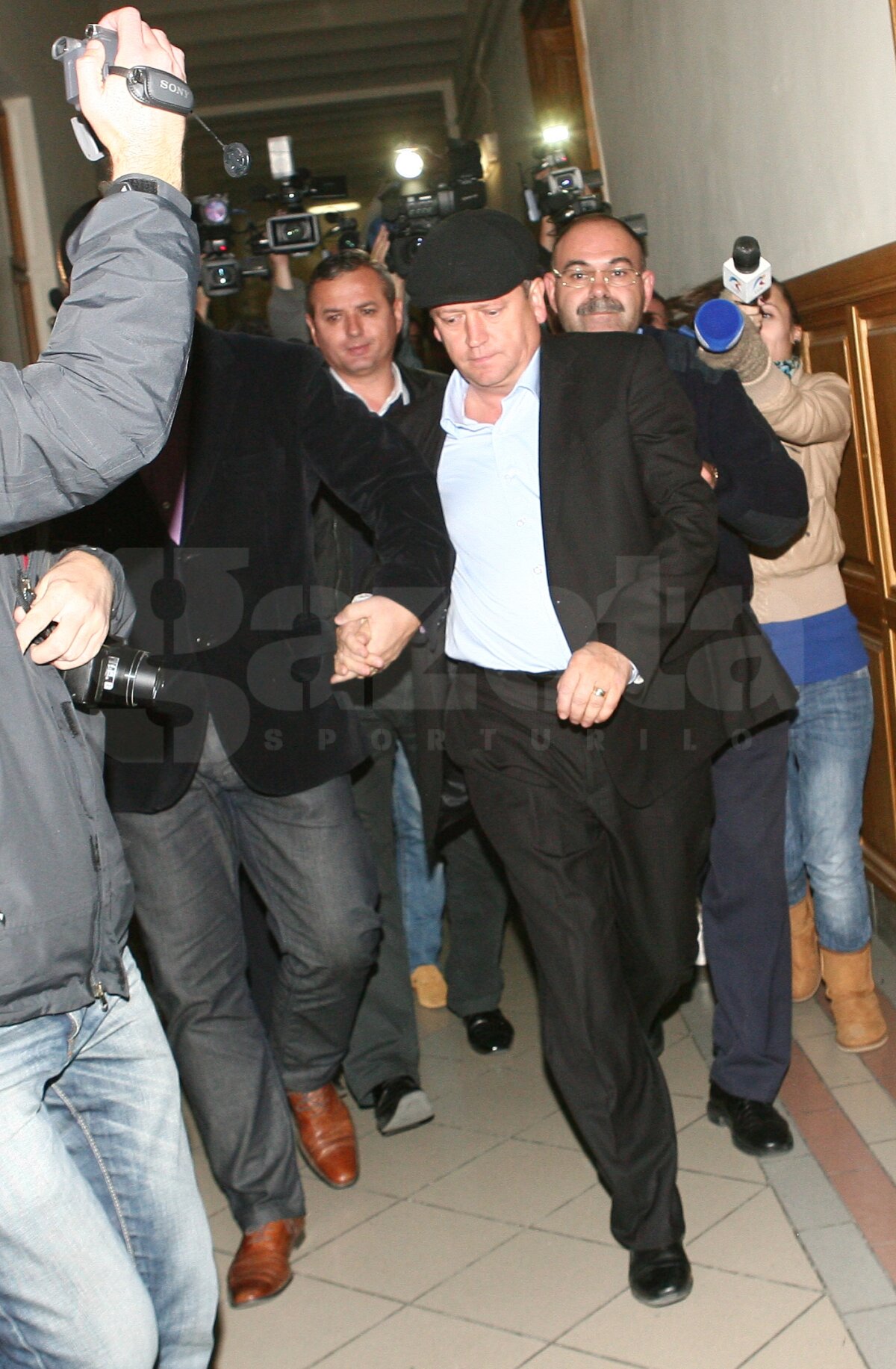 Şpagă la Cluj Arena » Vicele CJ Cluj Radu Bica a fost arestat pentru 29 de zile!