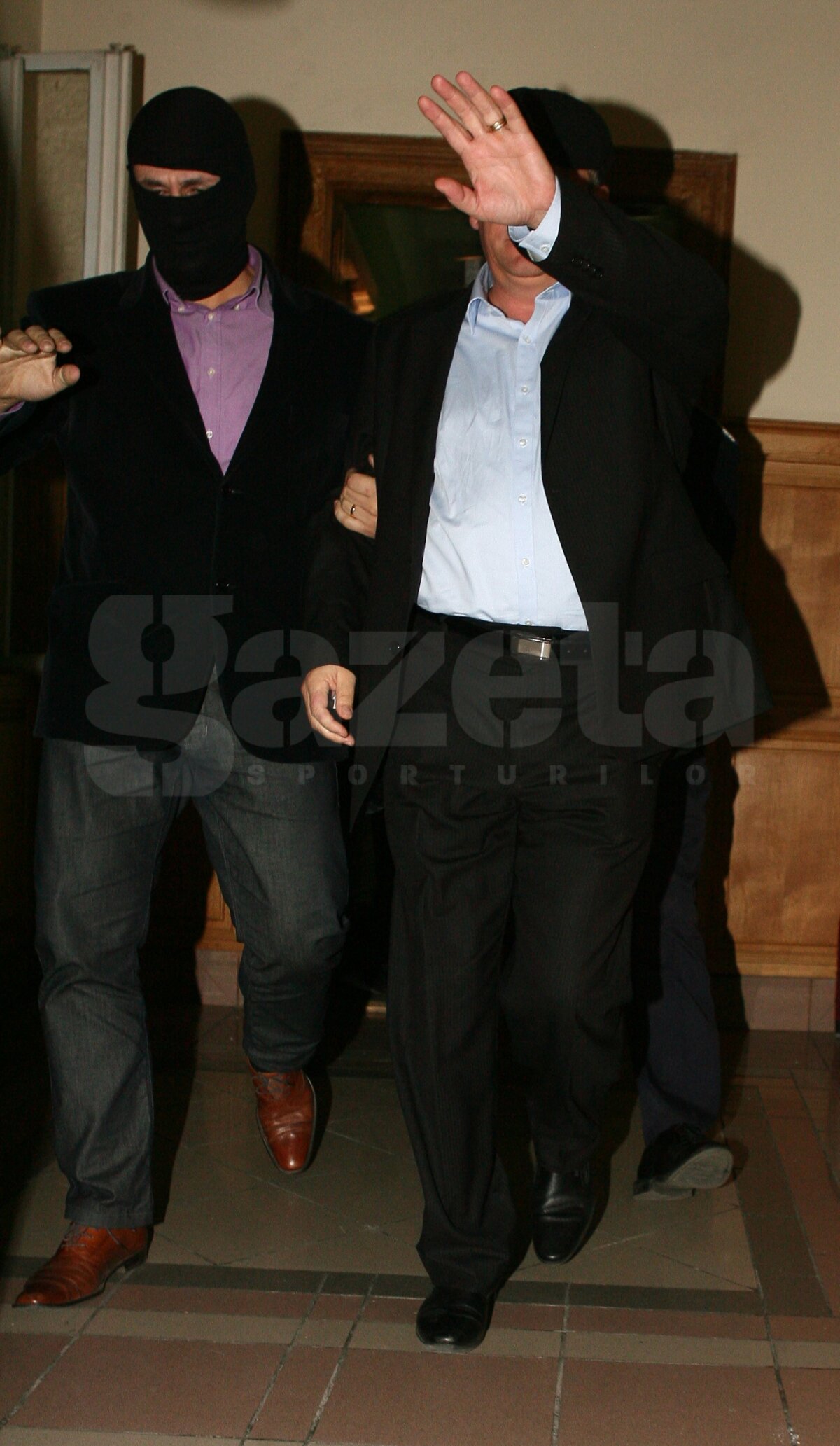 Şpagă la Cluj Arena » Vicele CJ Cluj Radu Bica a fost arestat pentru 29 de zile!