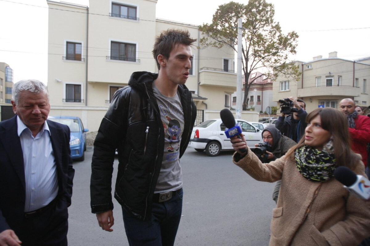 DECIZII. Martinovici şi Stanca iertaţi de suspendări. Petrolul 6 meciuri fără spectatori, amendă şi 0-3 la masa verde. Sipovici găsit nevinovat