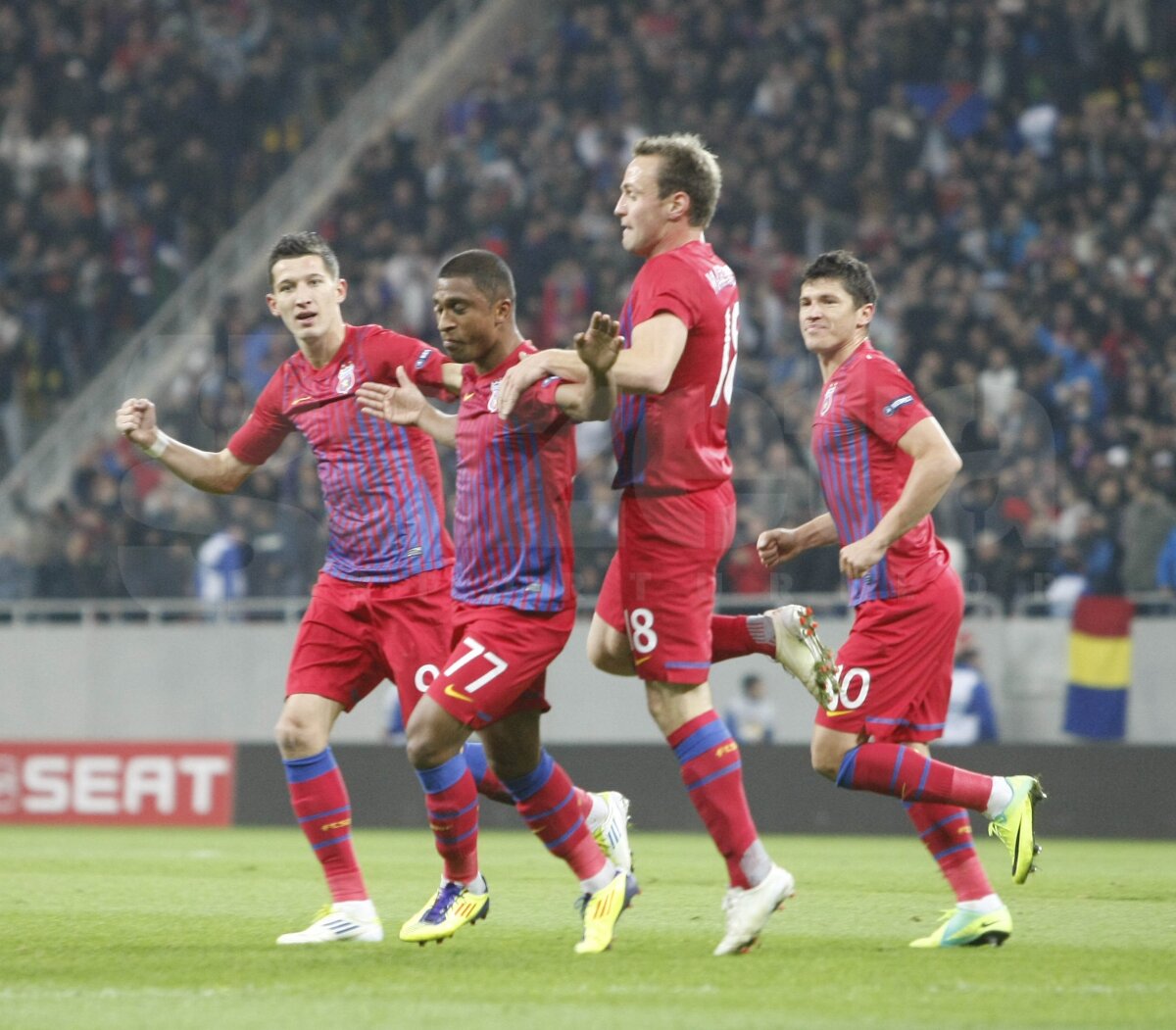 Steaua a cîştigat în 10 oameni în faţa lui Maccabi, 4-2